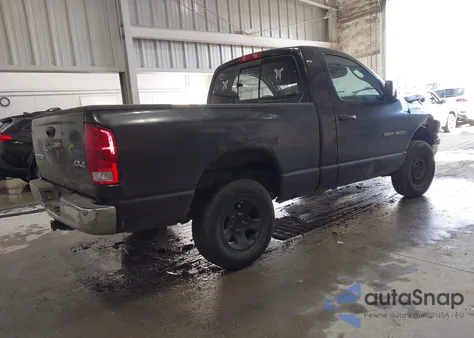 2002 Dodge Ram 1500 St z USA, uszkodzony, nr VIN 1D7HU16N92J139031